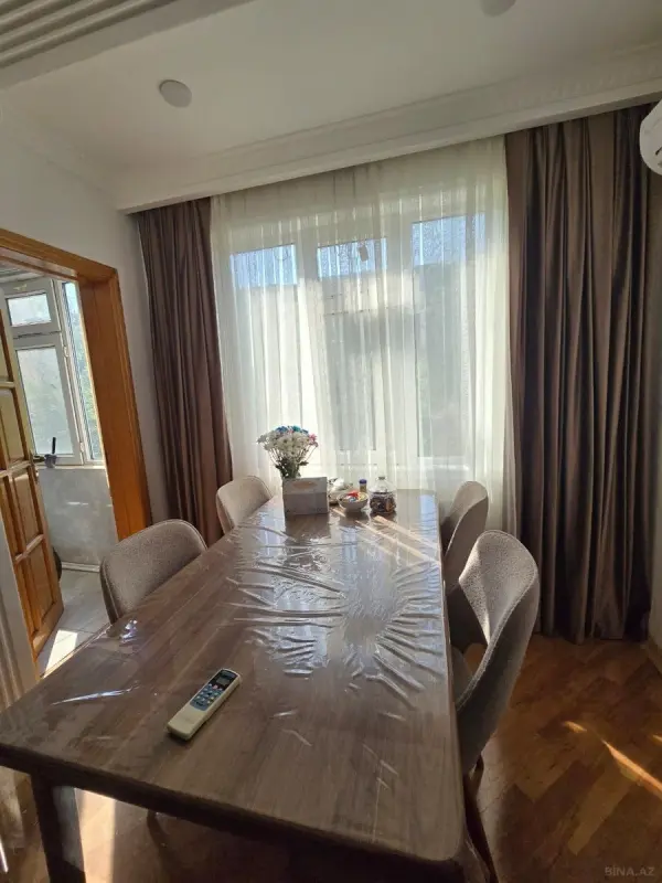 Satılır 4 otaqlı mənzil 90 m²