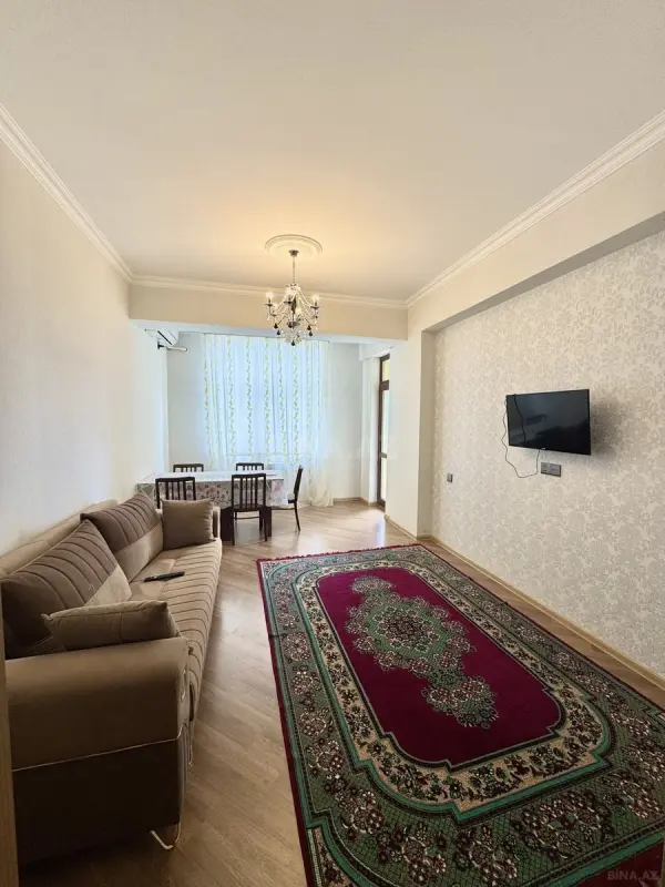 Kirayə verilir 2 otaqlı mənzil 85 m²