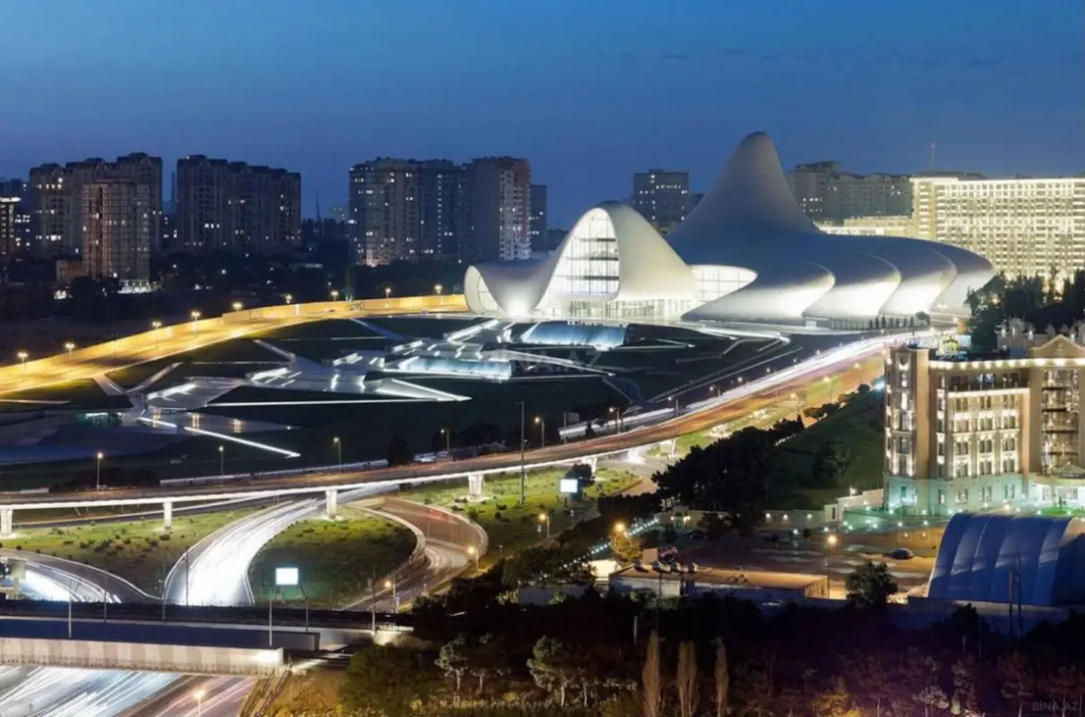 Satılır 4 otaqlı mənzil 100 m²