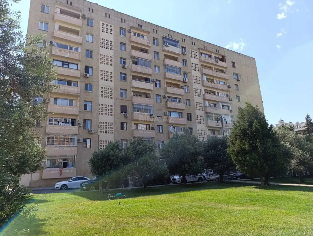 Satılır 3 otaqlı mənzil 95 m²