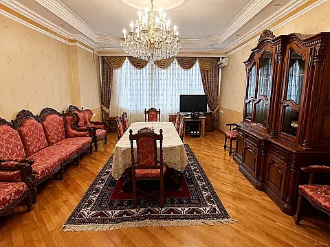Satılır 3 otaqlı mənzil 140 m² — Bakı, Nərimanov 3 otaq 140.00 m²