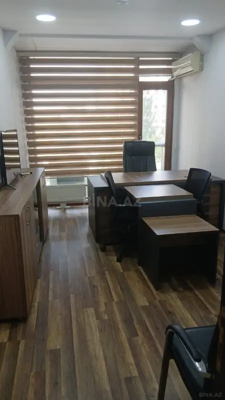 Kirayə verilir 4 otaqlı ofis 120 m²