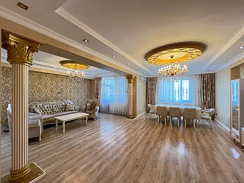 Satılır 4 otaqlı mənzil 265 m² — Bakı, Əhmədli 4 otaq 265.00 m²