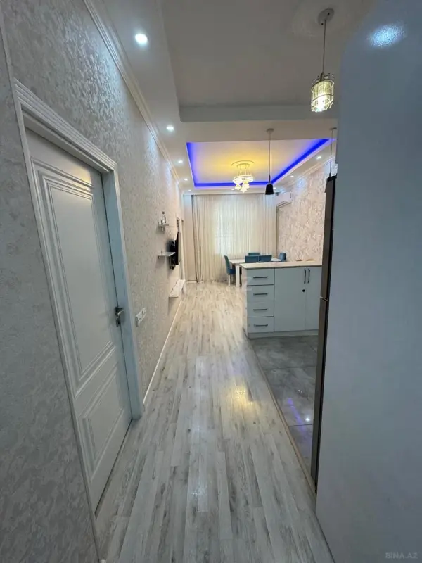 Kirayə verilir 2 otaqlı mənzil 67 m²