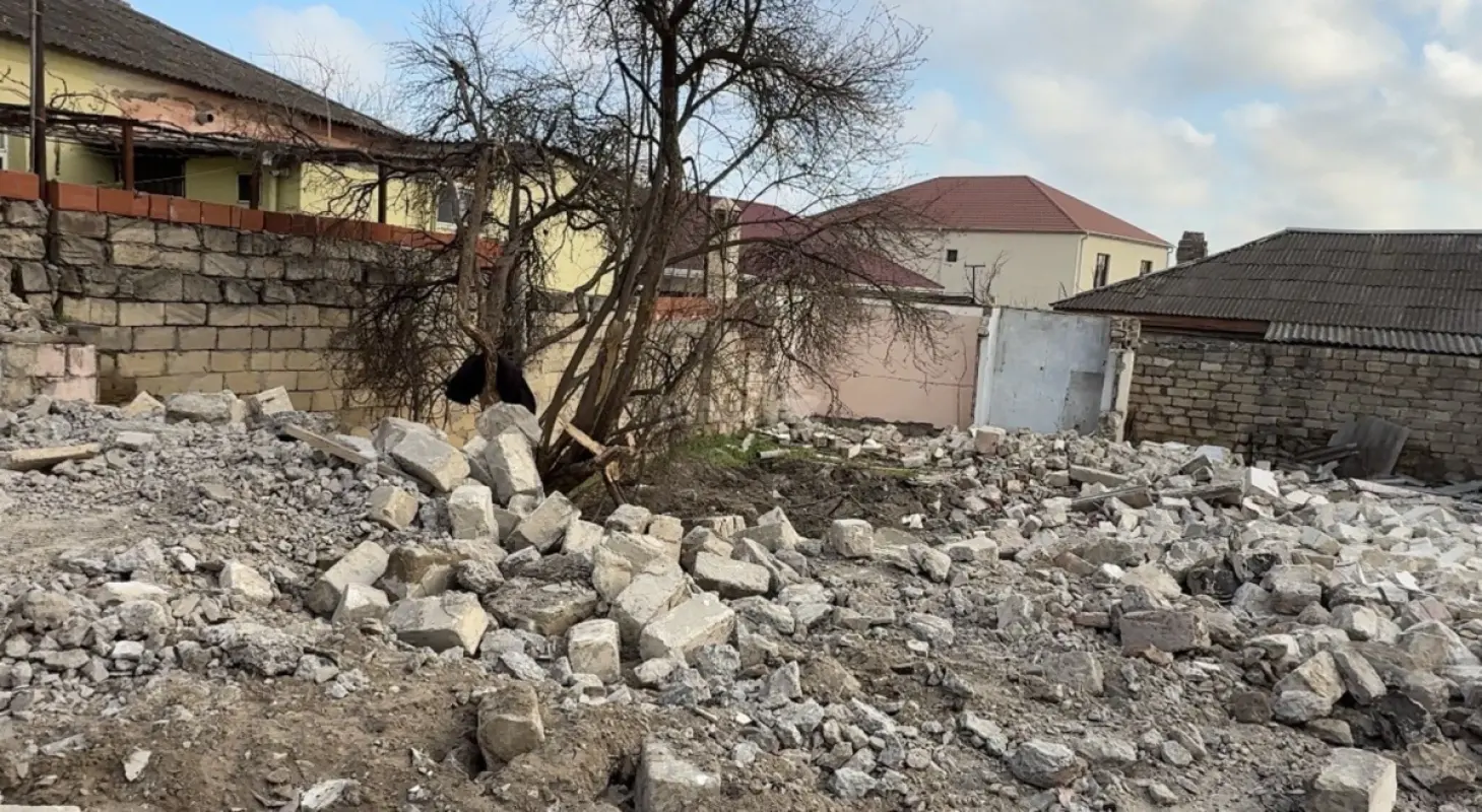 Satılır torpaq sahəsi 2.5 m²
