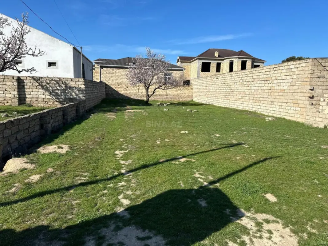Satılır torpaq sahəsi 4 m²