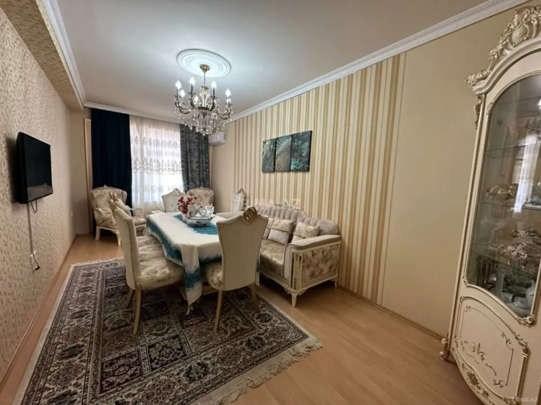 Satılır 4 otaqlı mənzil 110 m²