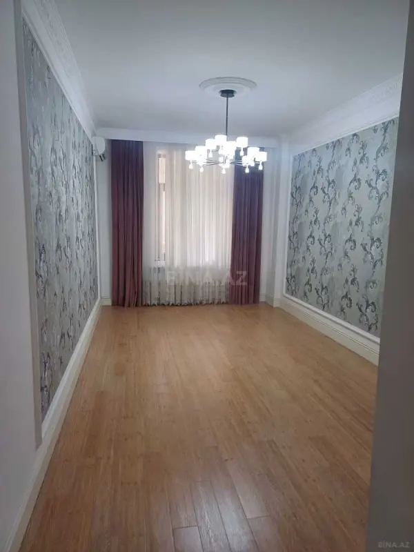 Kirayə verilir 3 otaqlı mənzil 150 m²