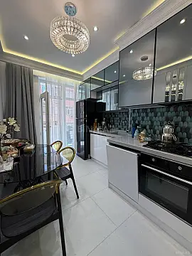 Satılır 3 otaqlı mənzil 117 m² — Bakı, İnşaatçılar 3 otaq 117.00 m²