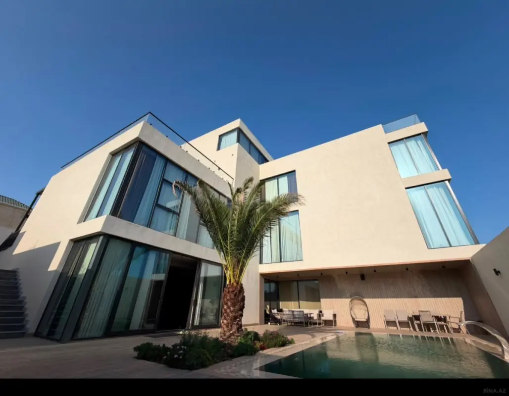 Kirayə verilir 12 otaqlı həyət evi 980 m²