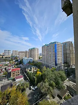 Satılır 3 otaqlı mənzil 136 m² — Bakı 3 otaq 136.00 m²