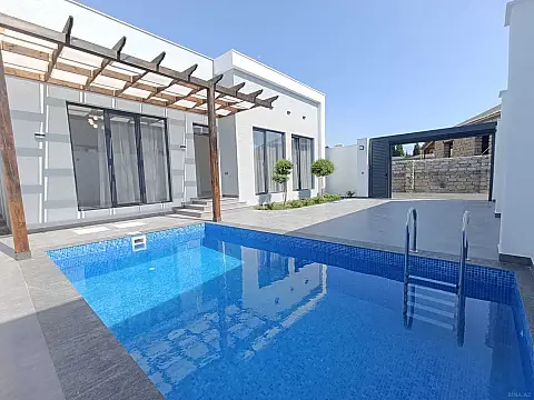 Satılır 3 otaqlı həyət evi 135 m² — Bakı, Mərdəkan 3 otaq 135.00 m²
