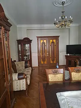 Kirayə verilir 3 otaqlı mənzil 125 m² — Bakı, Nərimanov 3 otaq 125.00 m²