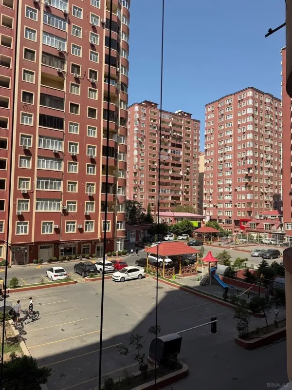 Satılır 3 otaqlı mənzil 97 m²