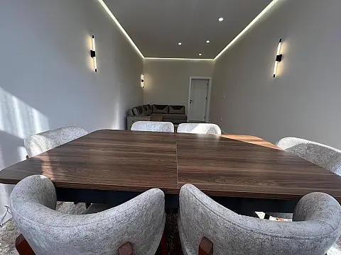 Kirayə verilir 3 otaqlı mənzil 100 m² — Bakı 3 otaq 100.00 m²