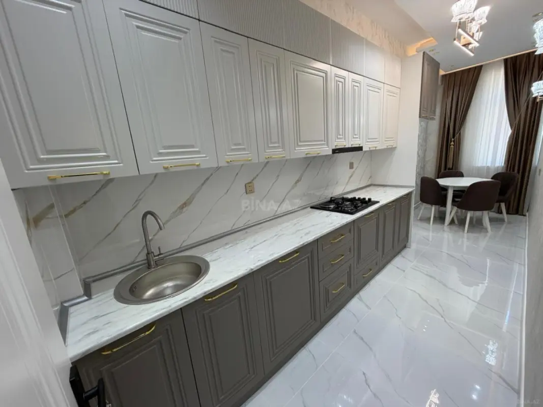 Satılır 2 otaqlı mənzil 80 m²