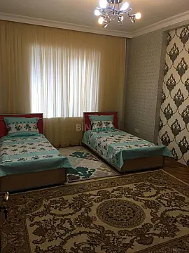 Kirayə verilir 3 otaqlı mənzil 140 m² — Bakı 3 otaq 140.00 m²