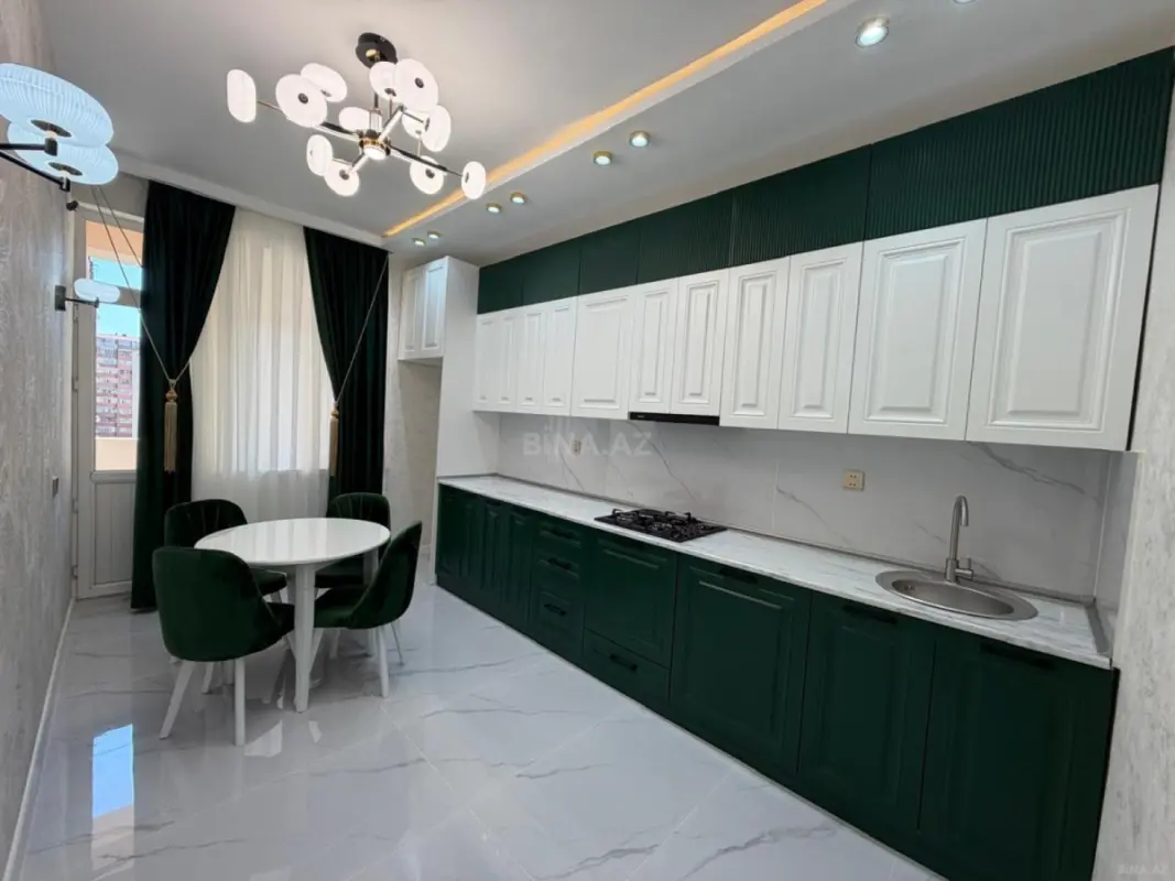 Satılır 2 otaqlı mənzil 88 m²