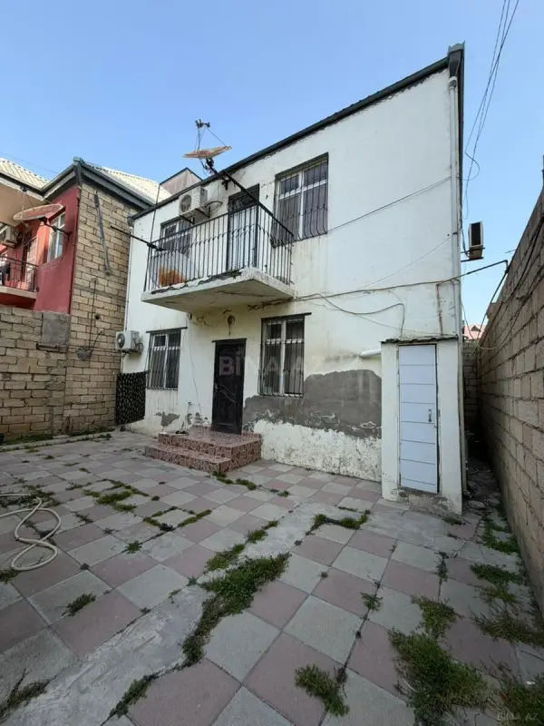 Kirayə verilir 4 otaqlı həyət evi 130 m²