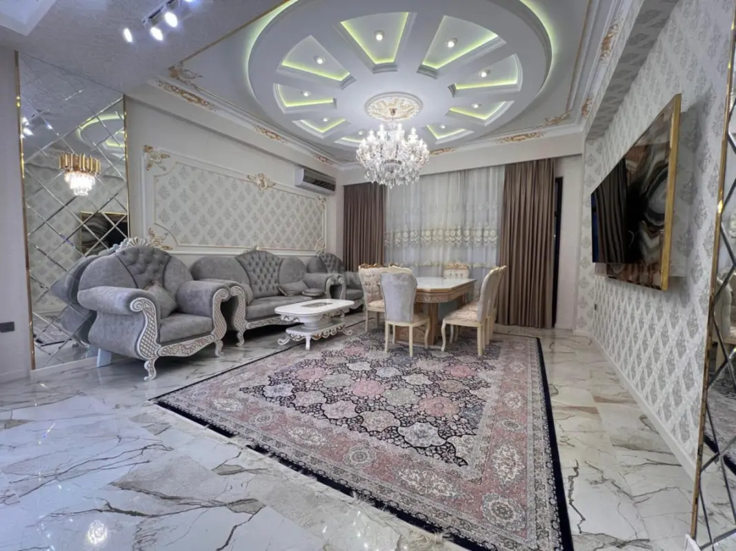 Kirayə verilir 3 otaqlı mənzil 155 m²