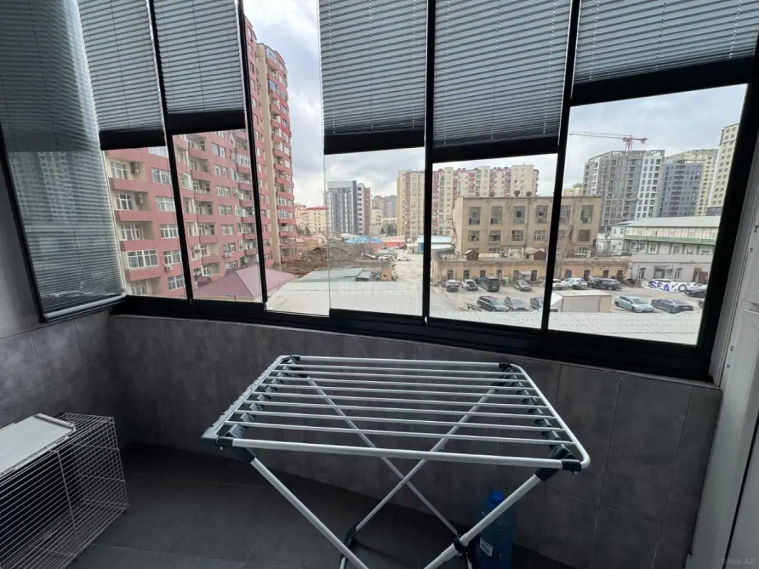 Satılır 3 otaqlı mənzil 110 m²