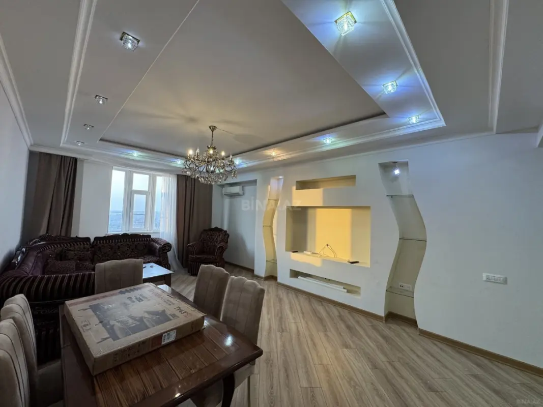 Kirayə verilir 3 otaqlı mənzil 120 m²