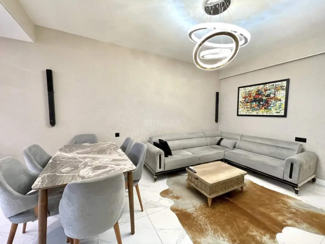 Satılır 3 otaqlı mənzil 103 m²