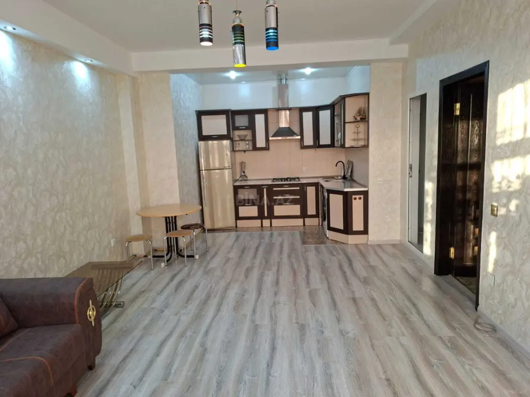 Kirayə verilir 2 otaqlı mənzil 50 m²