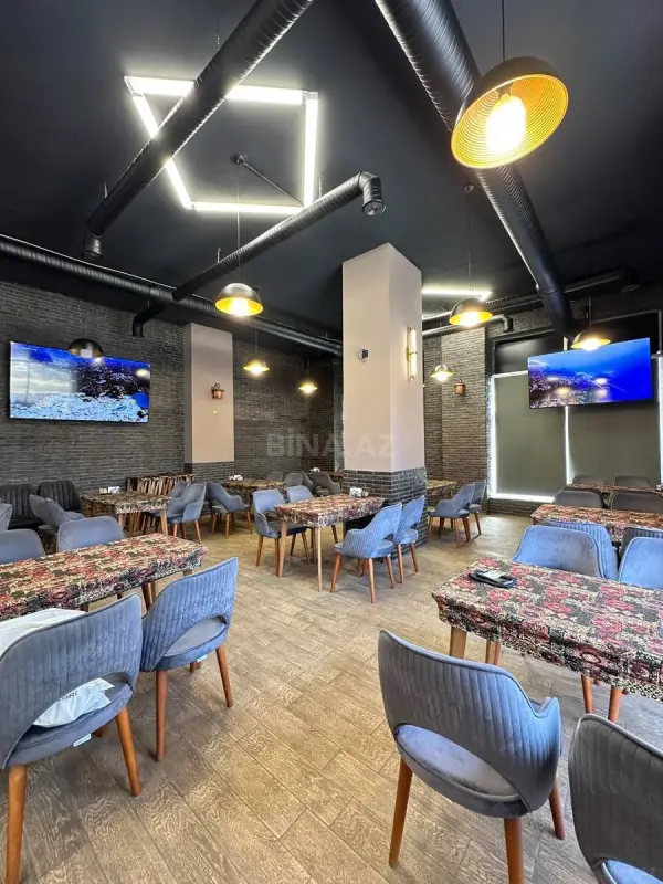 Satılır obyekt 290 m²