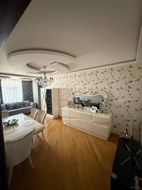 Satılır 3 otaqlı mənzil 90 m²