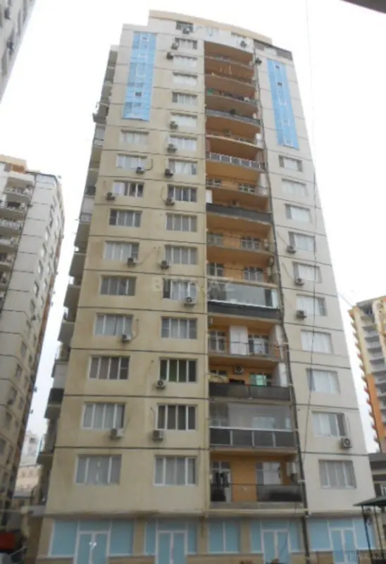 Satılır 2 otaqlı mənzil 95 m²