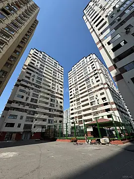 Satılır 3 otaqlı mənzil 154 m² — Bakı 3 otaq 154.00 m²