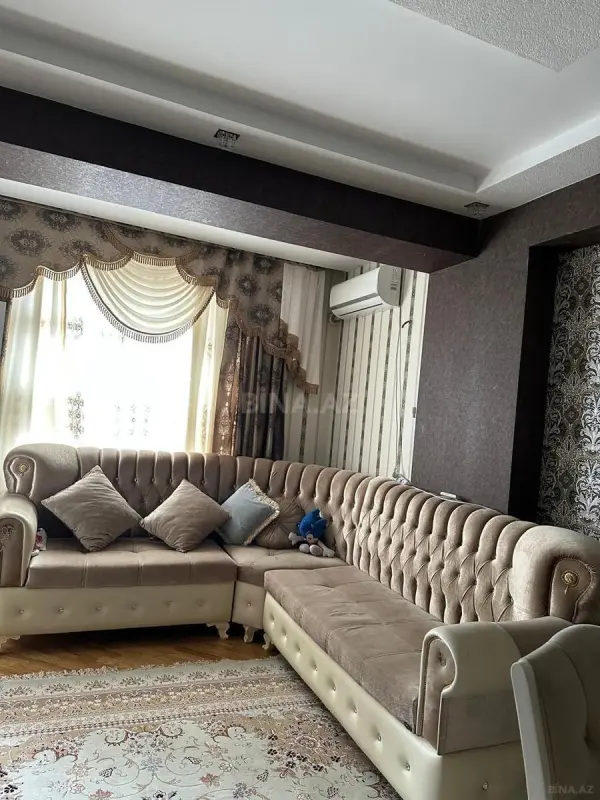 Kirayə verilir 3 otaqlı mənzil 110 m²