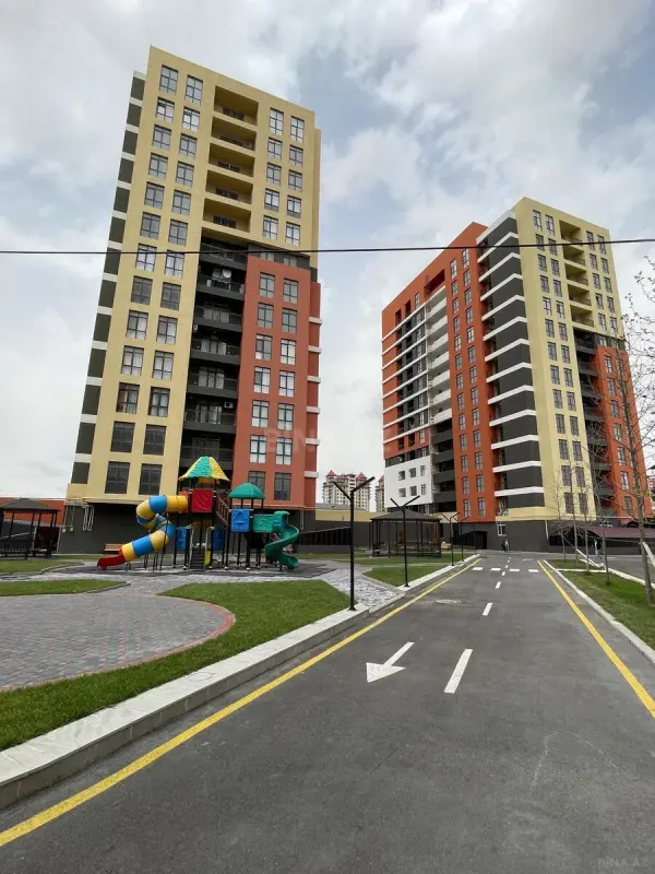 Satılır 2 otaqlı mənzil 70 m²