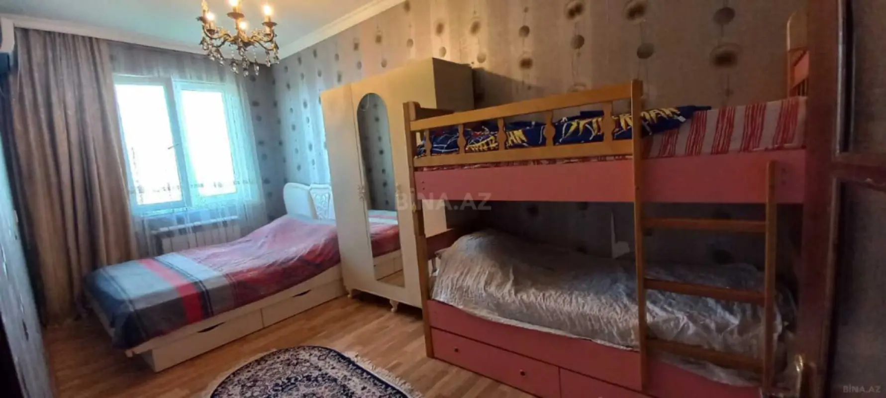 Satılır 2 otaqlı mənzil 49 m²