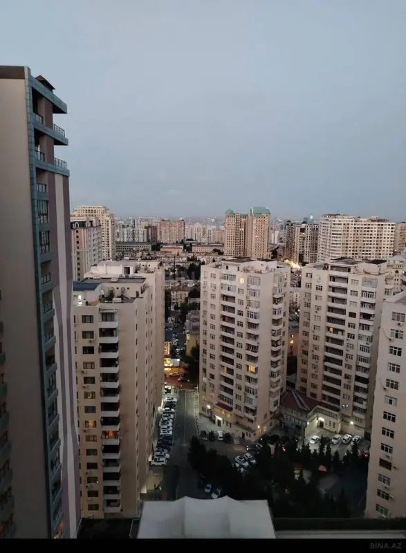 Kirayə verilir 3 otaqlı mənzil 97 m²