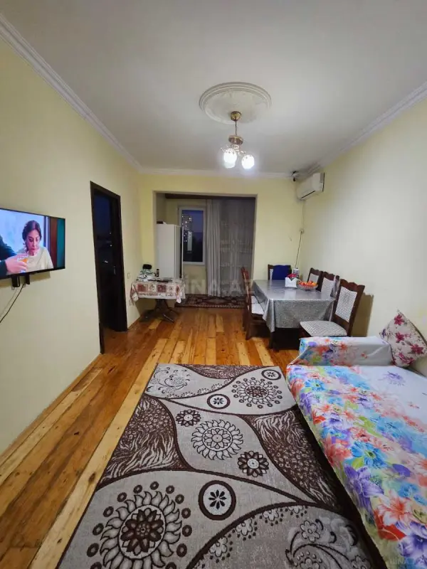 Satılır 2 otaqlı mənzil 43 m²