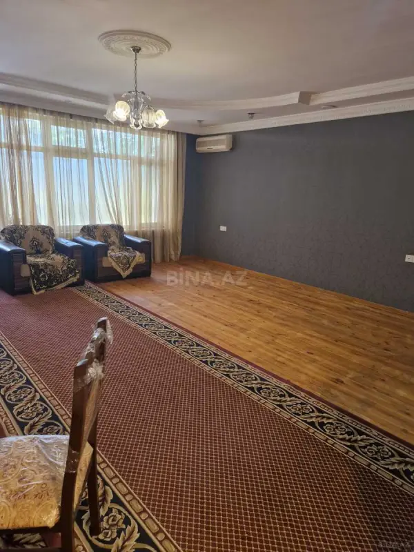 Kirayə verilir 3 otaqlı mənzil 120 m²