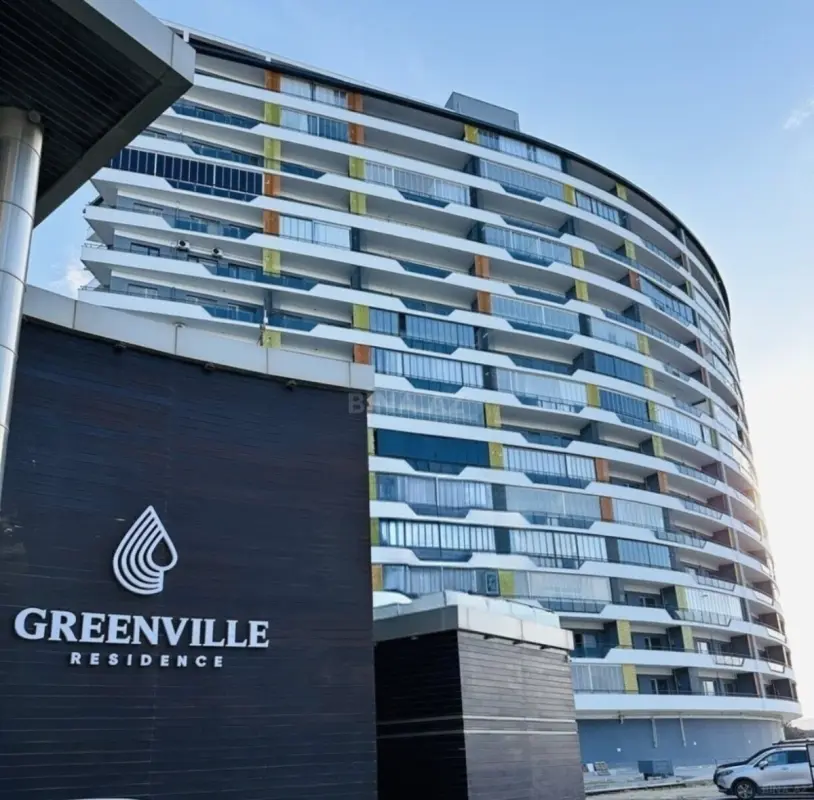 Satılır 3 otaqlı mənzil 110 m²