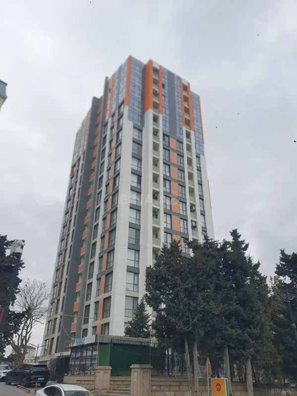 Satılır 2 otaqlı mənzil 62 m²