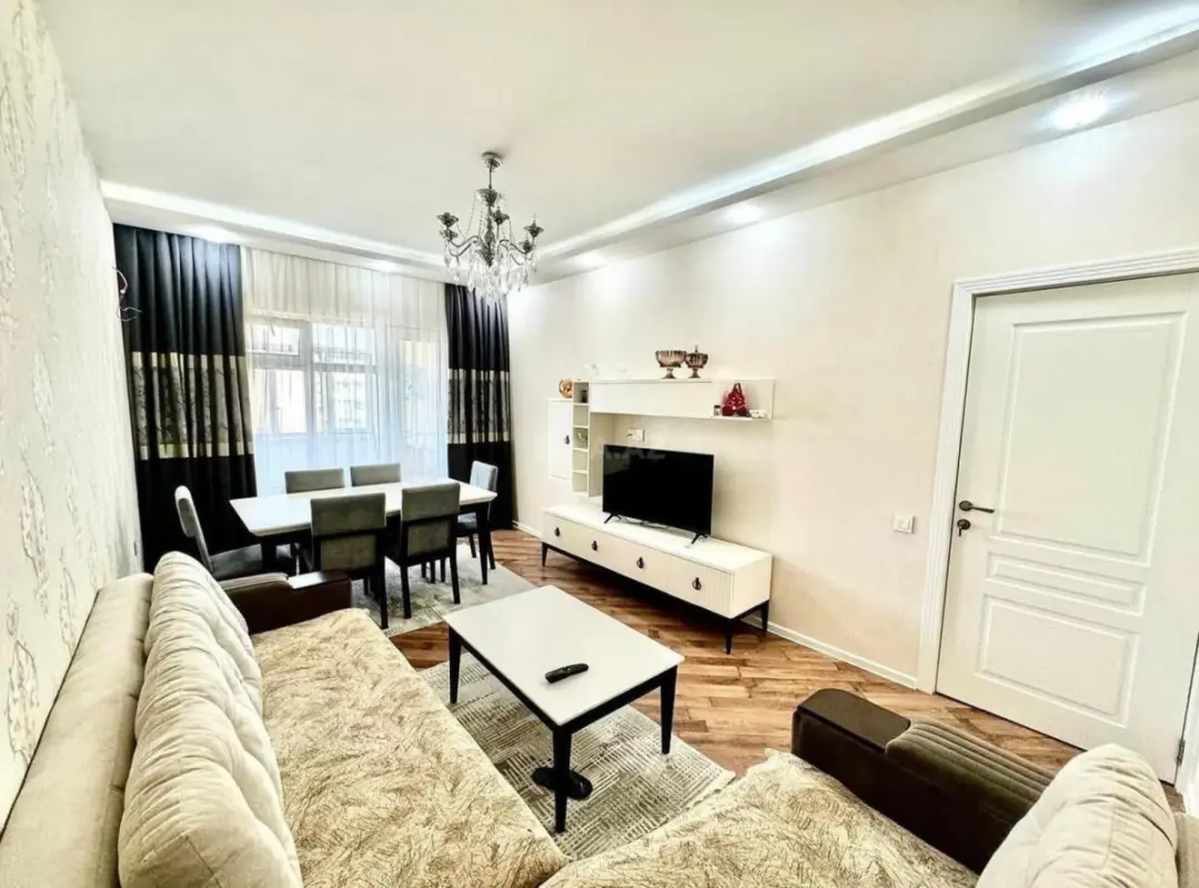 Satılır 2 otaqlı mənzil 58 m²