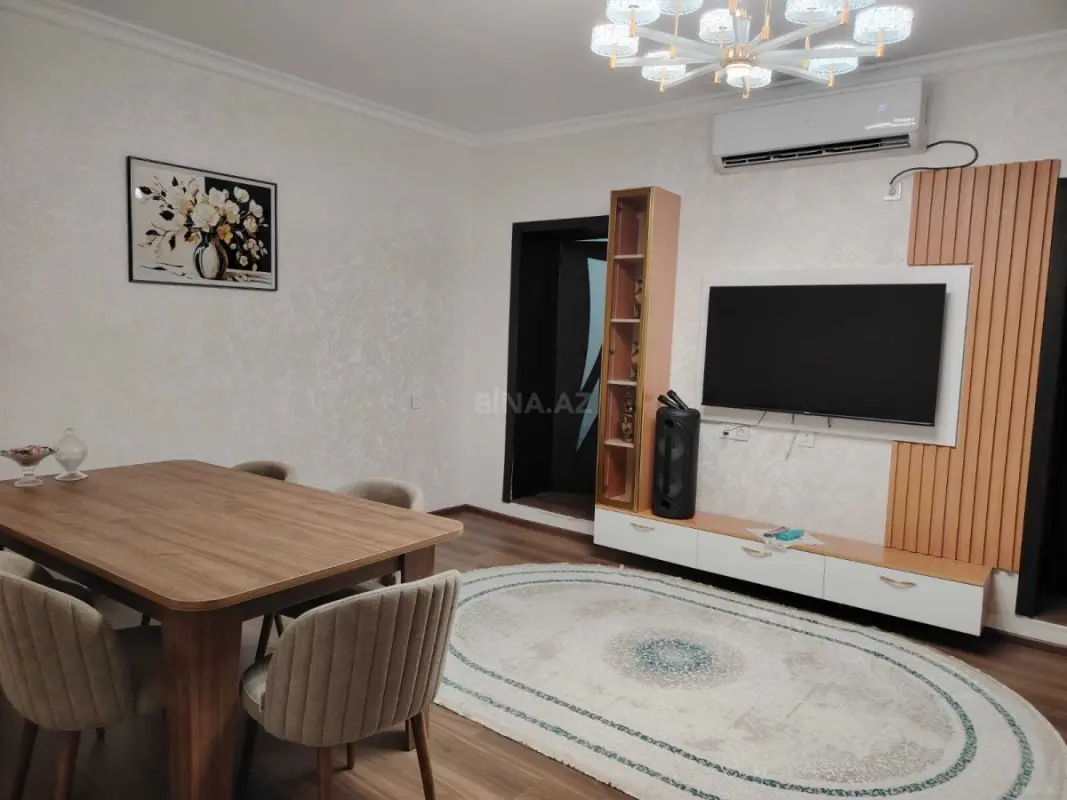 Satılır 3 otaqlı mənzil 115 m²