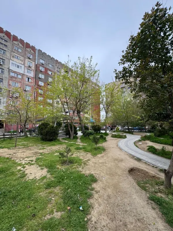Satılır 4 otaqlı mənzil 65 m²
