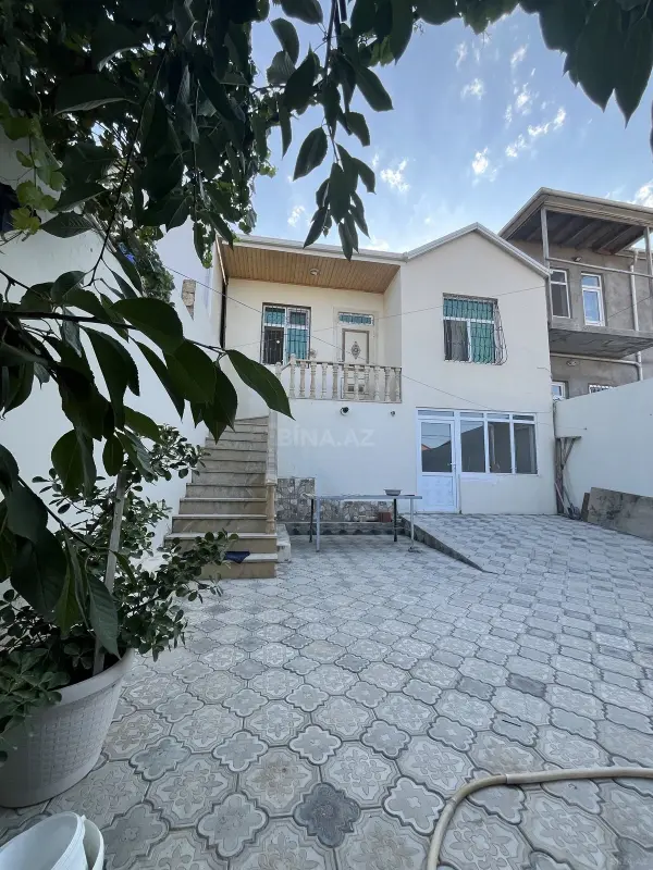 Satılır 3 otaqlı həyət evi 130 m²