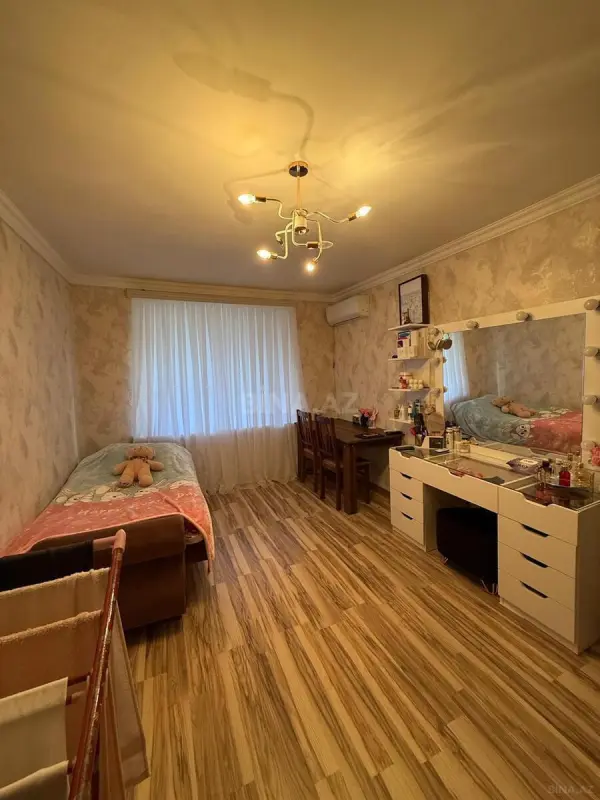 Satılır 1 otaqlı mənzil 35 m²