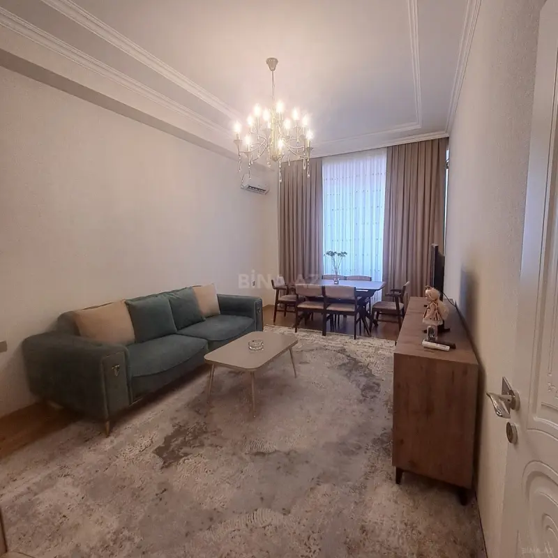 Satılır 2 otaqlı mənzil 74 m²