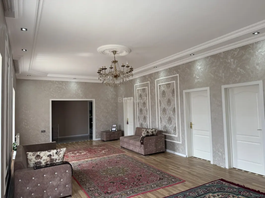 Satılır 4 otaqlı həyət evi 205 m²