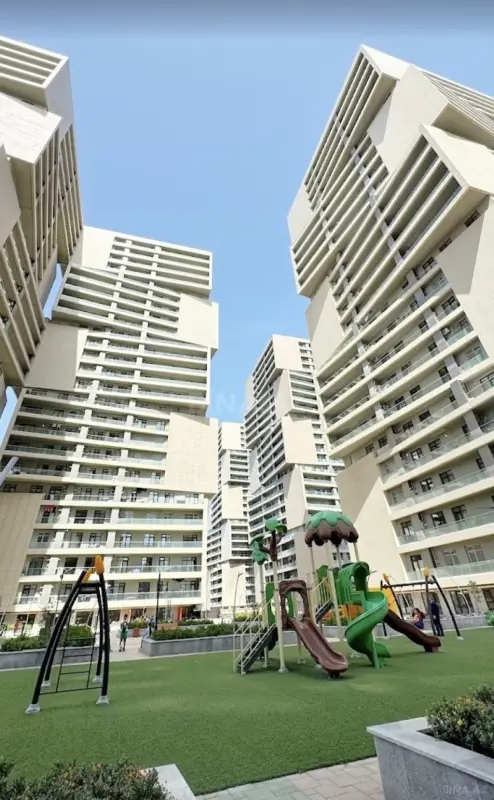 Kirayə verilir 3 otaqlı mənzil 110 m²