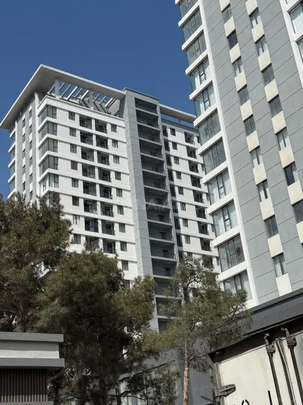 Satılır 2 otaqlı mənzil 75.3 m²