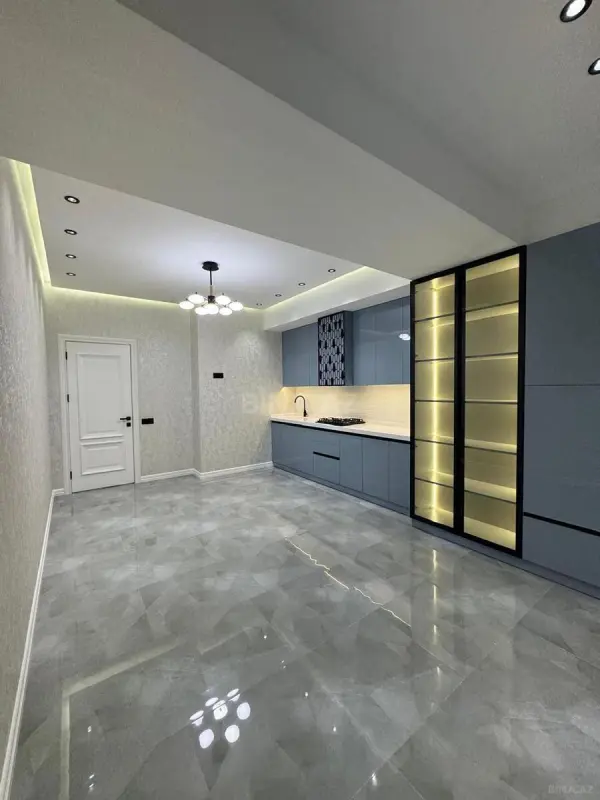 Satılır 4 otaqlı mənzil 168 m²